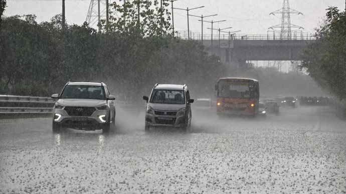 Rain And Storms Return Today Fresh Western Disturbance To Hit India 033407599 16x9 0